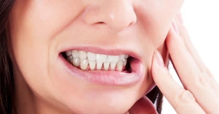 چگونه دندان قروچه در خواب را از بین ببریم؟